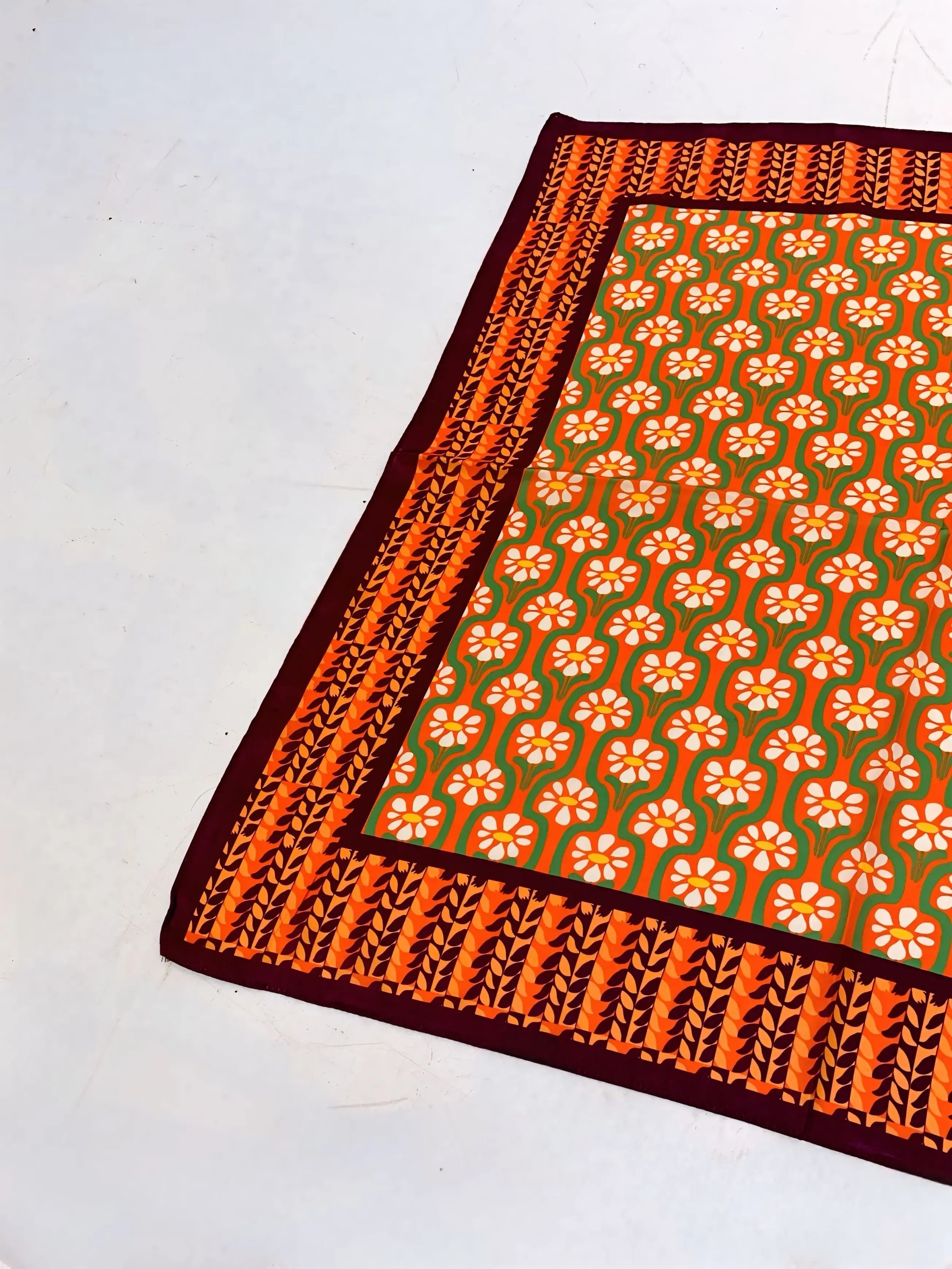 Sunset Daisy Bandanna hibiscus lush