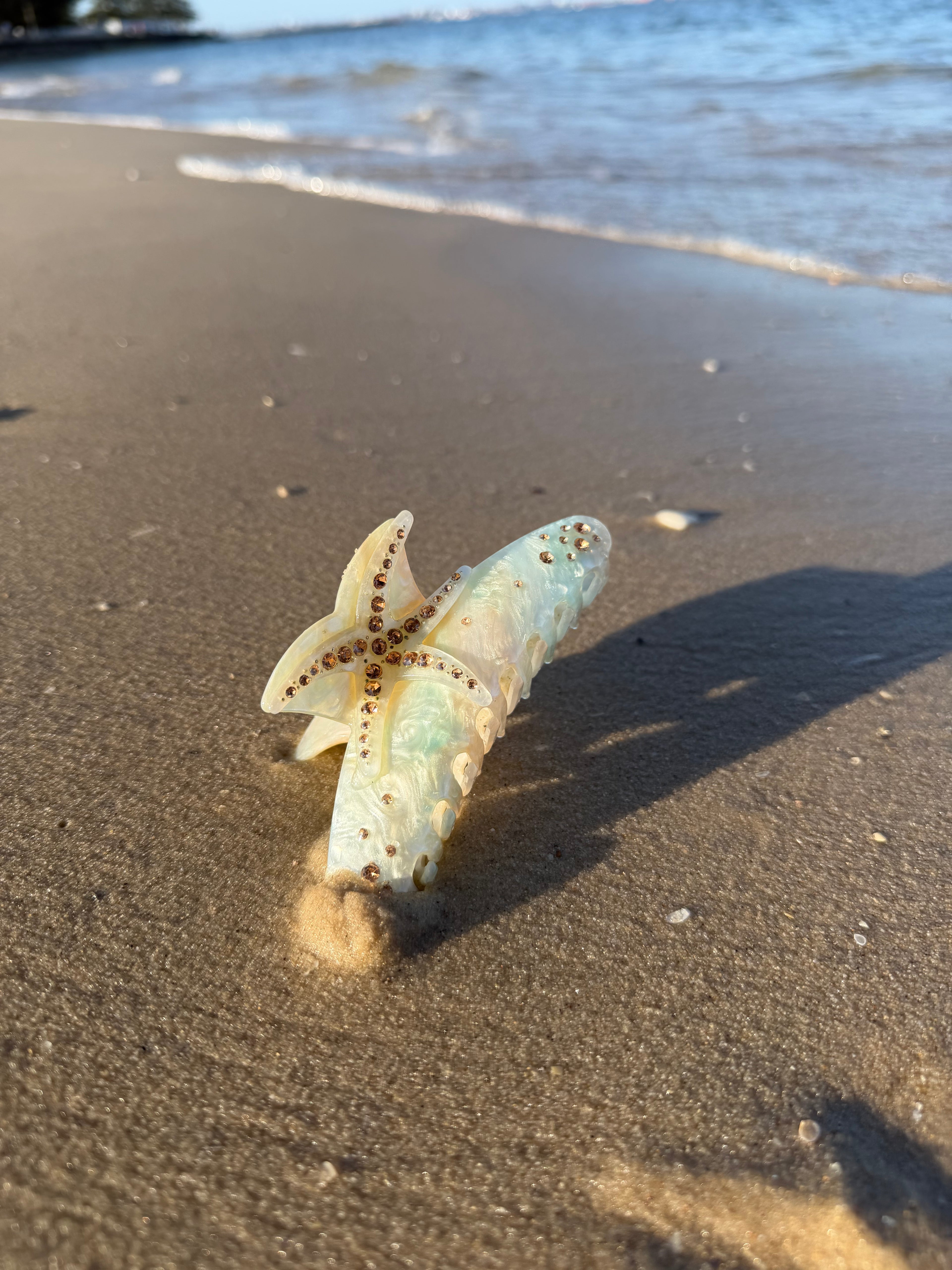 Pearly Starfish Claw Clip