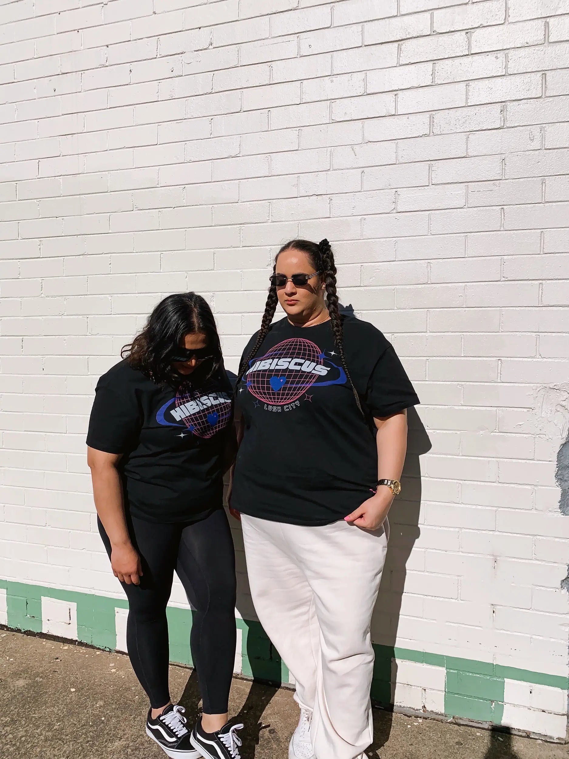 Lush City T-Shirt hibiscus lush